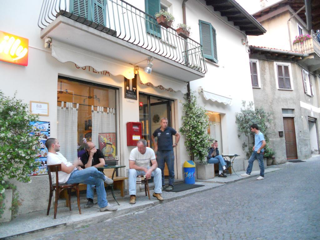 Alla Torre Del Barbarossa B&B Foresteria Mandello del Lario Exterior foto